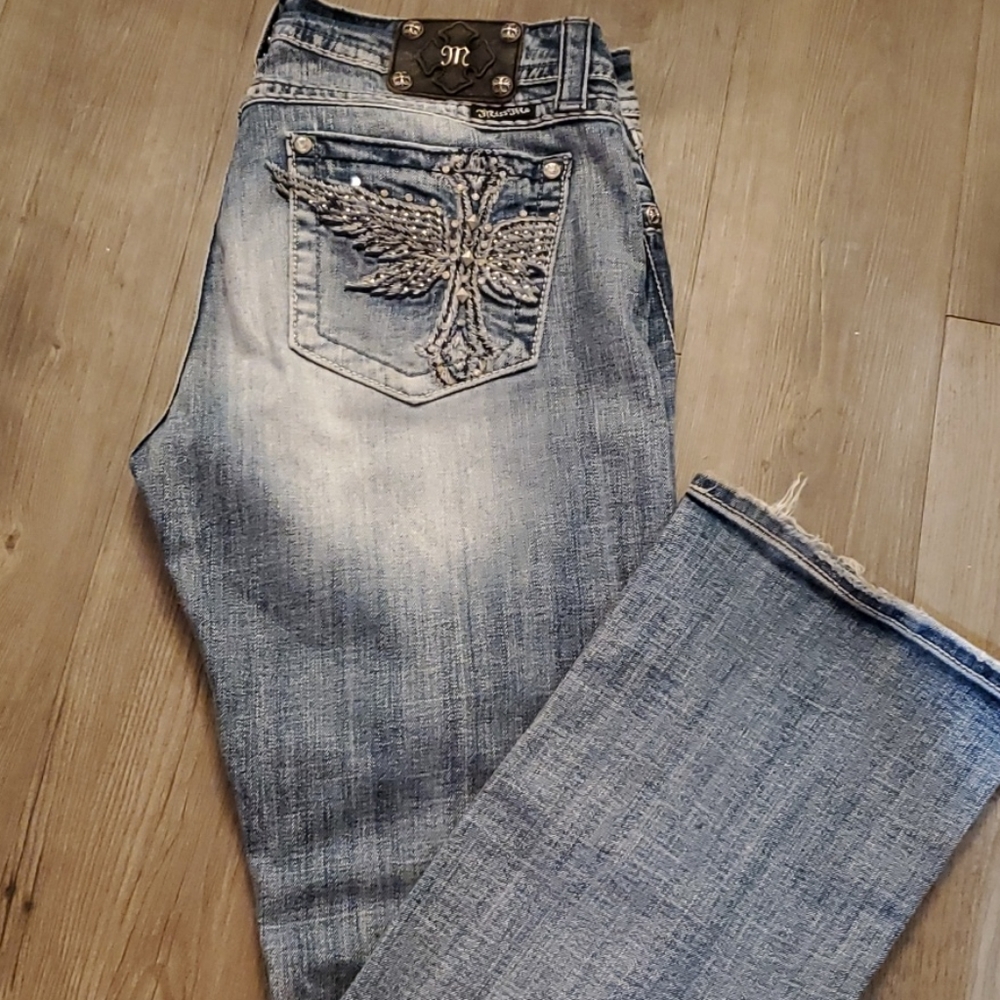 Jeans - Picture 2 of 4